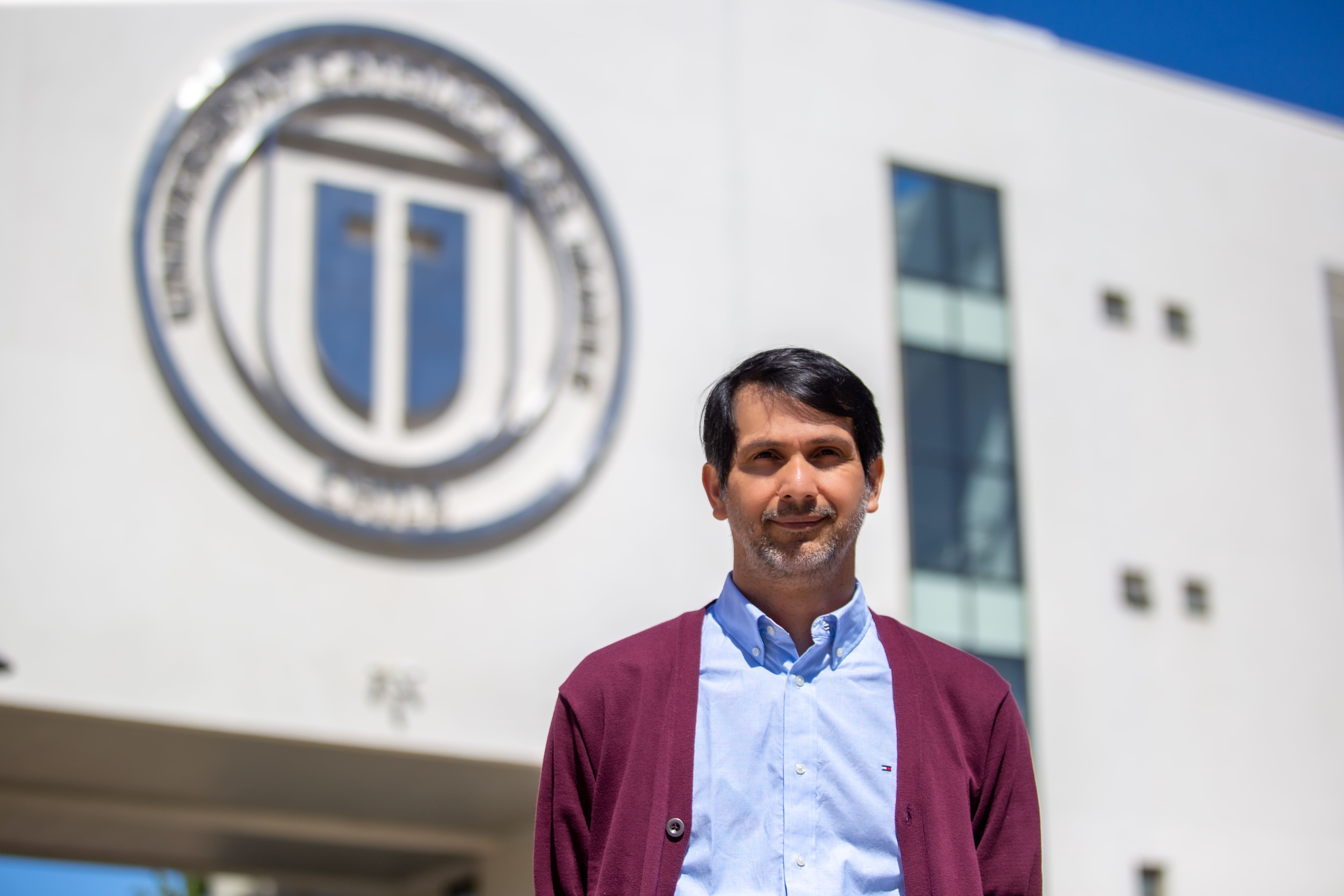 Dr. Ismael Vera