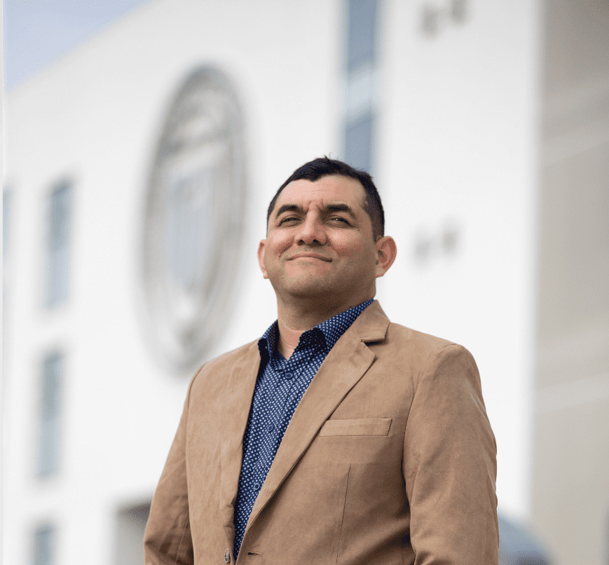 Dr. Juan Luis López Díaz