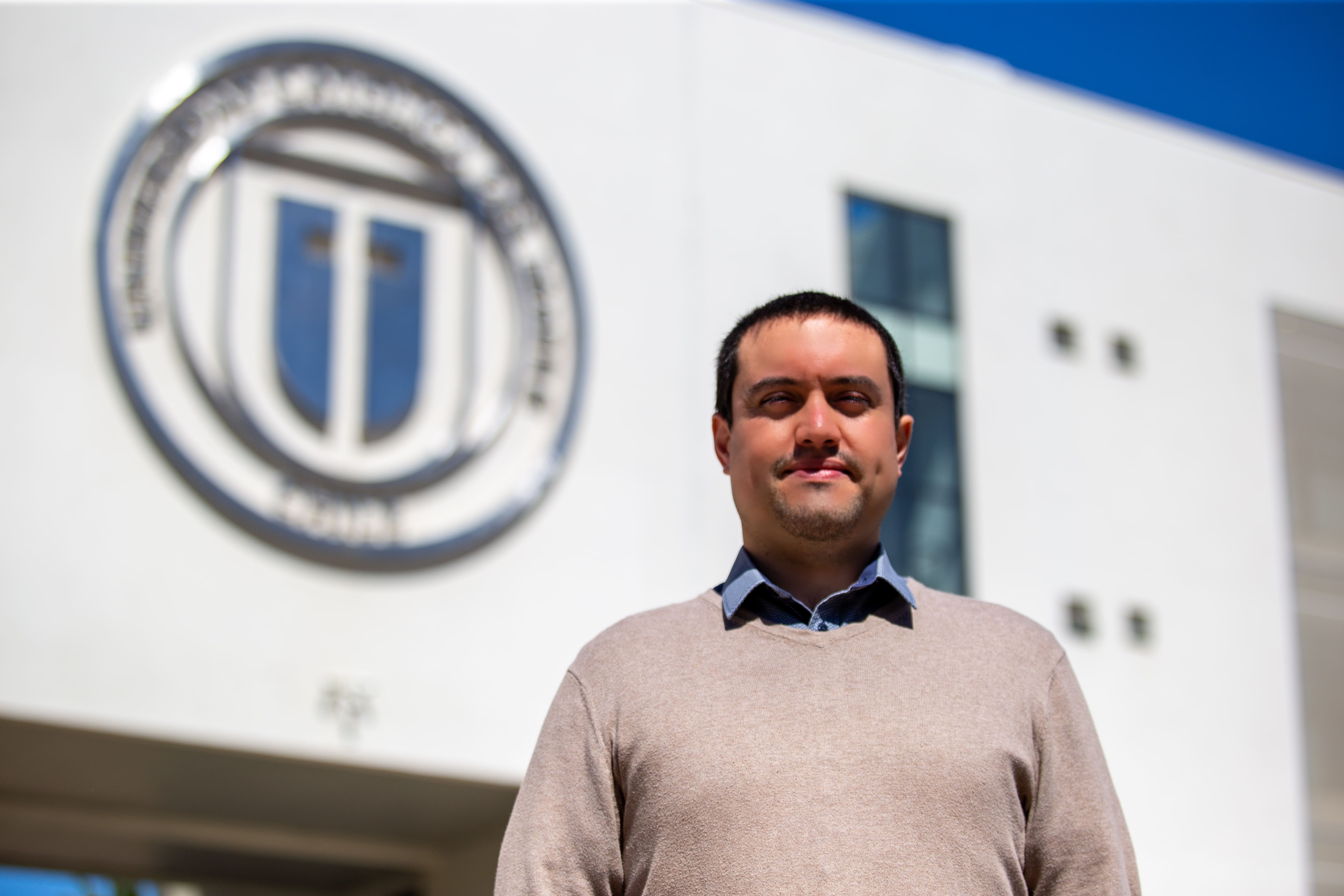 Dr. Miguel Araya-Alman