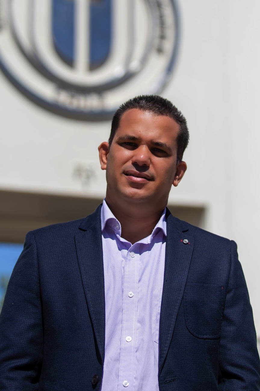 Dr. Ruber Hernándze